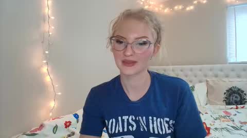 Little cupcake online show from 11.18.25