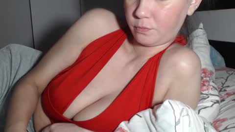 Snapshot of petite_danielle chatting on 07.06.26 petite_danielle online show from 07.06.26