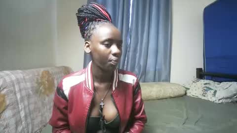 petite_funnie online show from 12.01.25