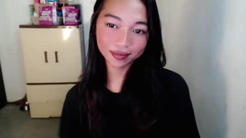 petite_mary69 online show from 06.11.26