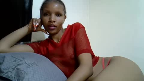 Snapshot of petite_melinda chatting on 07.03.26 petite_melinda online show from 07.03.26