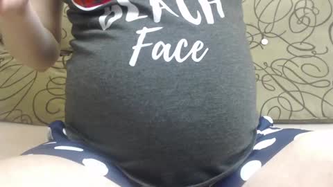 Snapshot of petite_red95 chatting on 12.05.24 cosmina online show from 12.05.24