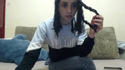 Snapshot of petite_red95 chatting on 11.10.25 cosmina online show from 11.10.25