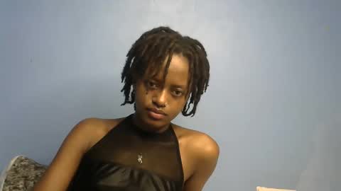 petite_star2 online show from 02.01.26