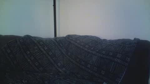 petite treat  online show from 12.04.24