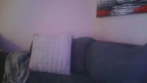 petite treat  online show from 05.02.26