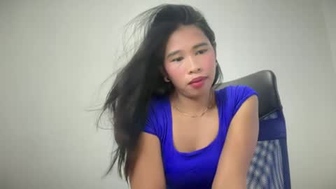 Snapshot of petiteasian01 chatting on 06.12.26 petiteasian01 online show from 06.12.26