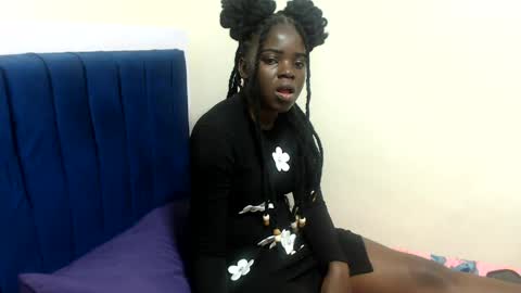 petitebeautyy online show from 05.30.26