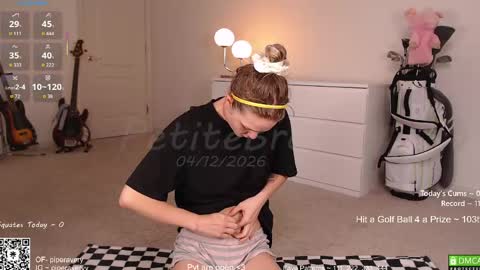 PiperAvery online show from 04.12.26