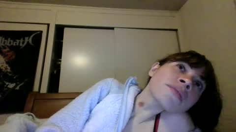 Petitedoll30 online show from 12.17.24