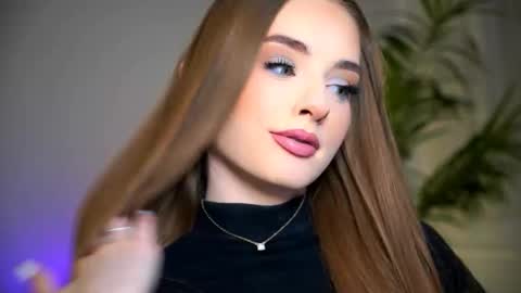 Petitegonwiild online show from 01.07.26