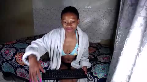 petitesammy online show from 05.13.26