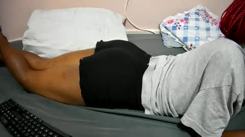 petitetasha online show from 09.09.25