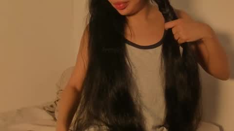 Snapshot of petitgirl_ chatting on 03.09.25  J A S S  online show from 03.09.25