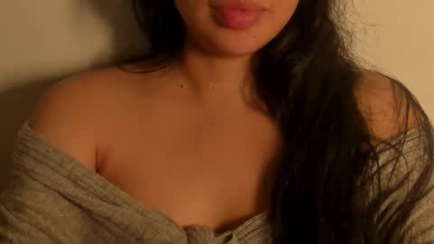 Snapshot of petitgirl_ chatting on 10.01.25  J A S S  online show from 10.01.25