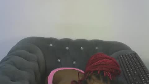 petitpearl online show from 02.13.25