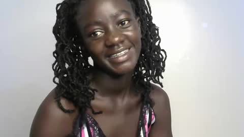 Snapshot of petitte_gyaal chatting on 10.19.25 petitte_gyaal online show from 10.19.25