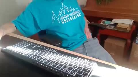 petitwilly online show from 10.27.25