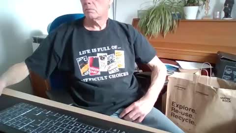 petitwilly online show from 04.11.26