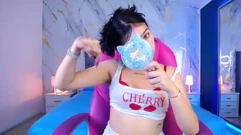 Snapshot of pettit_courtny chatting on 02.27.25 Pettit Courtny online show from 02.27.25