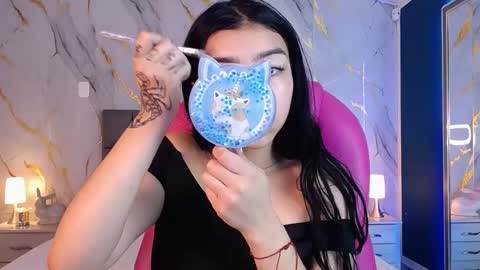 Snapshot of pettit_courtny chatting on 03.06.25 Pettit Courtny online show from 03.06.25