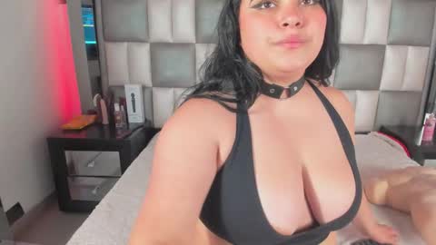 Snapshot of peyton_wat20 chatting on 09.29.25 peyton_wat20 online show from 09.29.25