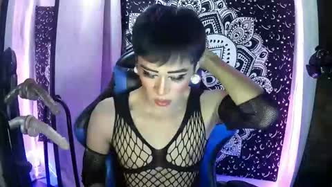 Snapshot of ph_hardcock chatting on 04.22.26 JOHN online show from 04.22.26