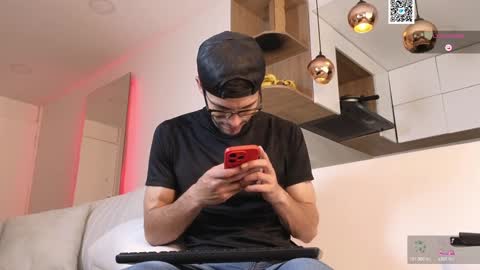 phantom_bigger1 online show from 02.07.25