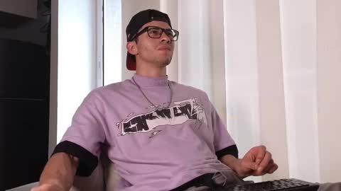 phantom_bigger1 online show from 09.24.25