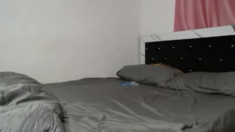 Snapshot of phat_pussylips chatting on 09.26.25 tatiana online show from 09.26.25