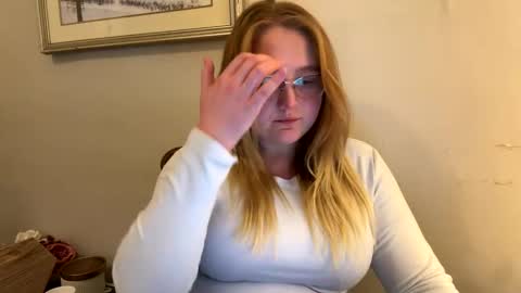 PhatAssBlond online show from 01.29.25