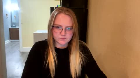 PhatAssBlond online show from 02.05.25