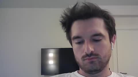 Snapshot of philborison chatting on 09.17.25 PhilipBorison online show from 09.17.25