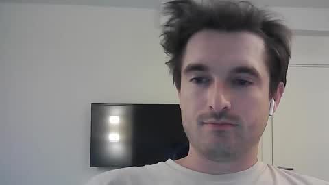 Snapshot of philborison chatting on 09.19.25 PhilipBorison online show from 09.19.25