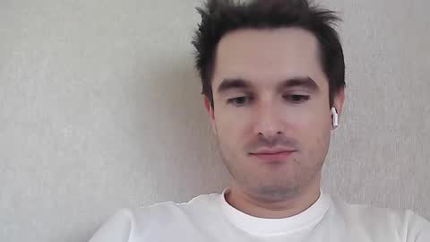 Snapshot of philborison chatting on 10.28.25 PhilipBorison online show from 10.28.25