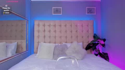 Phillip online show from 09.24.25