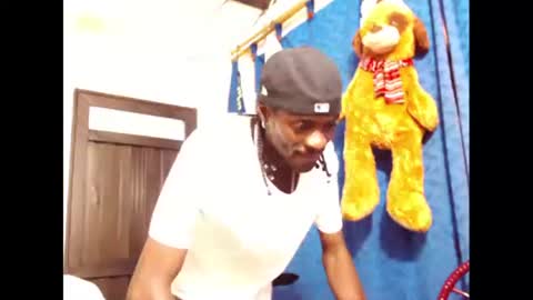 2 pac shakur online show from 01.05.25