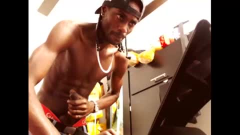 2 pac shakur online show from 01.22.25