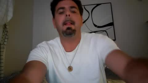 philly864971 online show from 10.09.25