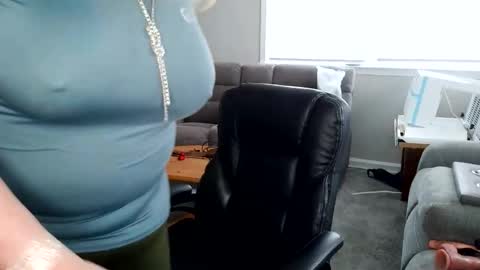Snapshot of phillyguy195601 chatting on 04.13.26 Geri online show from 04.13.26