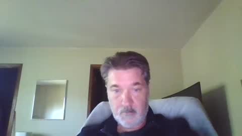 Snapshot of phillyslave21 chatting on 10.10.25 slave online show from 10.10.25