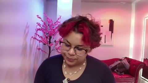 Phoenix  online show from 09.17.25