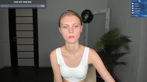 Phoebe online show from 12.06.24