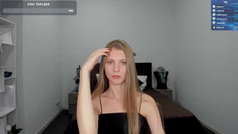 Phoebe online show from 01.03.25