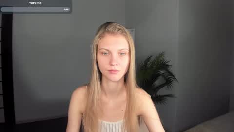 Phoebe online show from 01.16.25