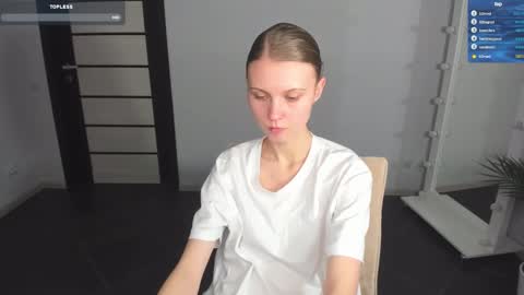 Phoebe online show from 02.13.25