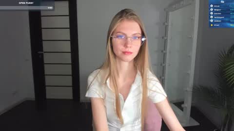Phoebe online show from 02.17.25