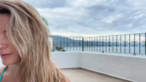 PHOENIX TAYLOR online show from 10.06.25