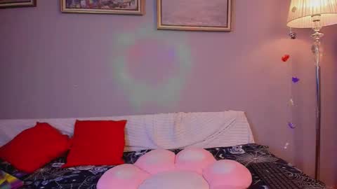 Phoenixvale Pls follow me online show from 11.12.25