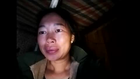 phuong_vietnam online show from 04.01.26